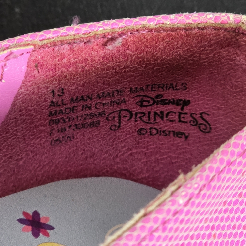 Disney Princess Pink shoes Sz 13. - Picture 8 of 10